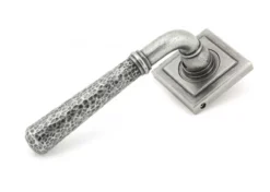 Set Pewter Hammered Newbury Lever On Square Rose | 45658