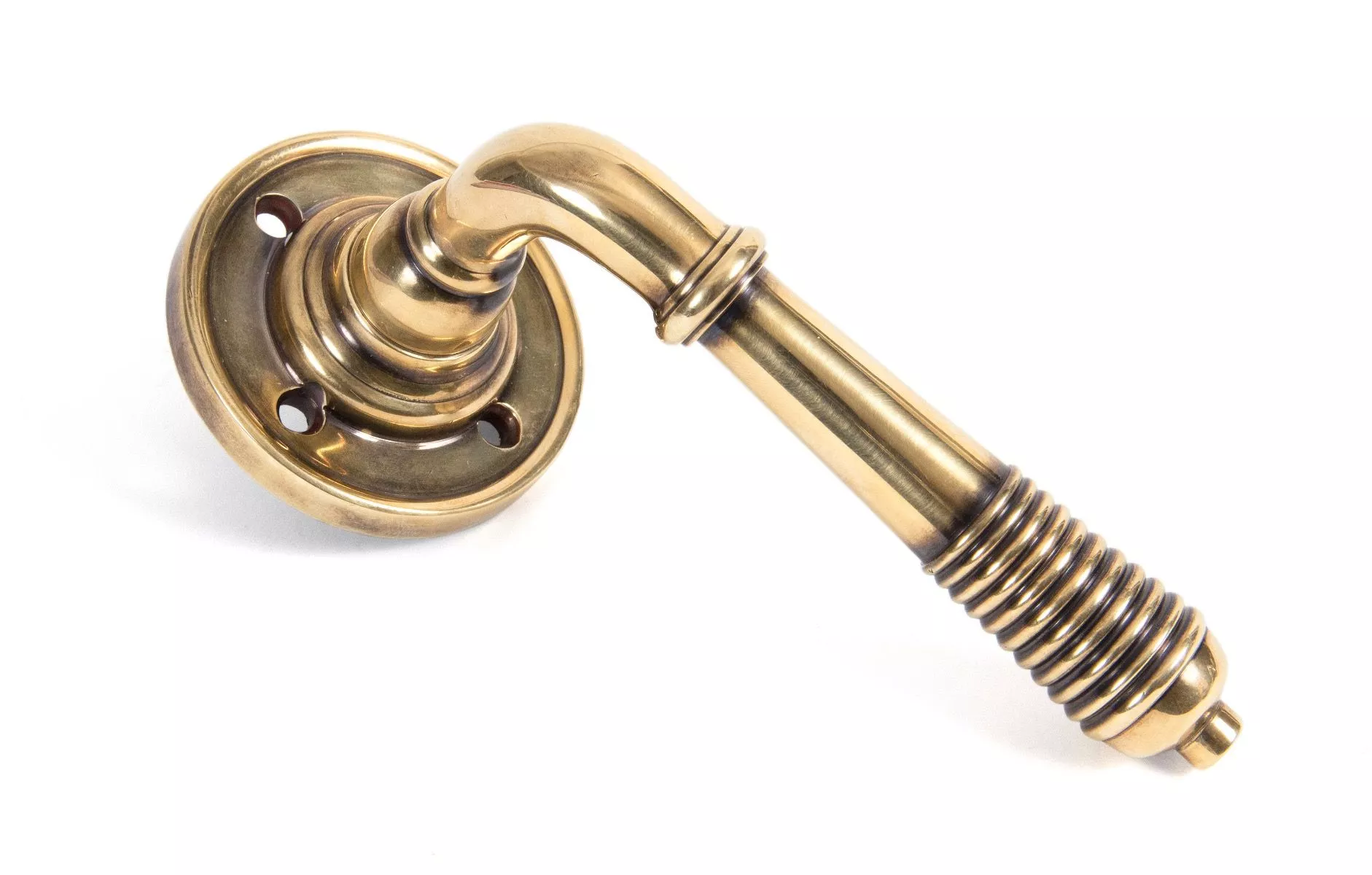 Aged Brass Reeded Lever On Rose | 50086