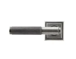 Set From The Anvil Pewter Brompton Lever On Square Rose | 45682