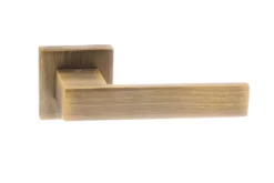 Atlantic Set Weathered Antique Bronze Panetti Lever On Square Rose | SP217WAB
