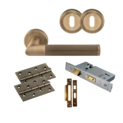 CARLISLE Antique Brass Trend Lines Lever Handle Door Kit - Lock